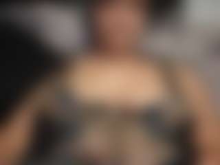 Live cam show with LushDiamonds - Mature Middle Aged on Camming Site
