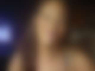 Live cam show with LushDiamonds - Amateur MILF on Camsoda
