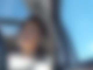 LushDiamonds MILF webcam performer live streaming