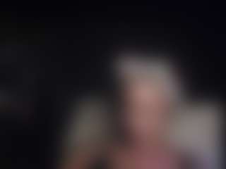 Live cam show with LushDiamonds - Brown Eyes on Camming Site