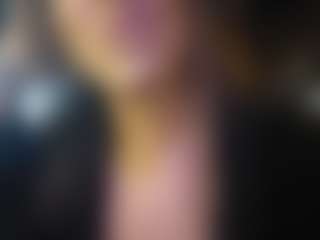 Live cam show with LushDiamonds - Tease on Camsoda