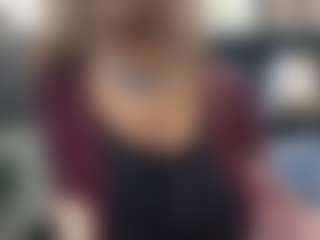Live cam show with LushDiamonds - Brown Hair on Cam Slut