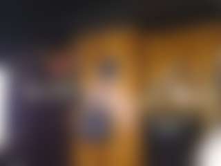 Show de cam en vivo con LushDiamonds - Drinking Brown Hair en Camsoda