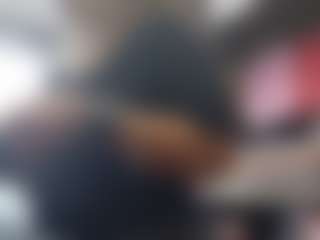 Live cam show with LushDiamonds - Shaved Pussy Brown Hair on Hubzter Live