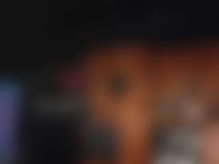 Live cam show with LushDiamonds - Shaved Pussy MILF on CamwithHer