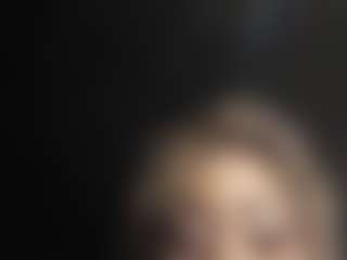 Live cam show with LushDiamonds - Shaved Pussy on livesexfox.com