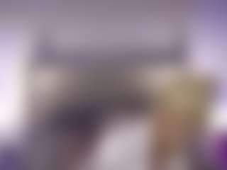 Live cam show with Gwen Taylor - Fetish on CamSodaAdn