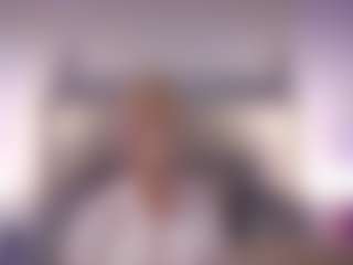 Live cam show with Gwen Taylor - Blonde Hair on Camsoda Late Night | united states