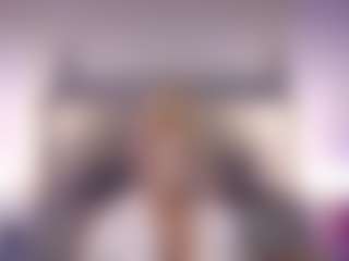 Live cam show with Gwen Taylor - Blonde Hair on instabang