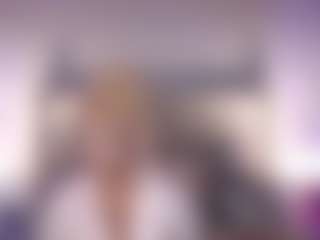 Live cam show with Gwen Taylor - Blonde Hair on Camsoda | united states
