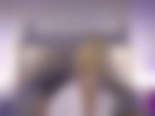 Live cam show with Gwen Taylor - Blonde Hair on SxyPornLive