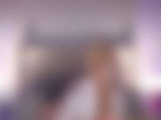 Gwen Taylor's Live Sex Cam Show