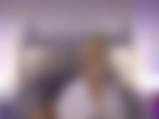 Live cam show with Gwen Taylor - Shaved on pussylord.com