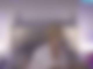 Live cam show with Gwen Taylor - Shaved on Pornisteam.com