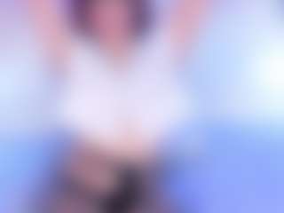 Adelinecooper's Live Sex Cam Show