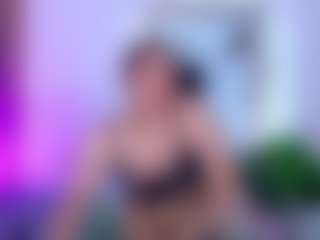 Live cam show with alexiarosse - Drinking on Camsoda