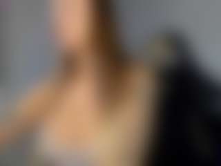 Live cam show with CrystalMus - Brown Hair on Camsoda