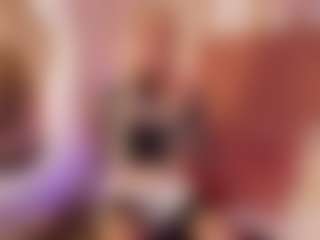 Live cam show with DaphneVelmont - Gape on Sweet Sext