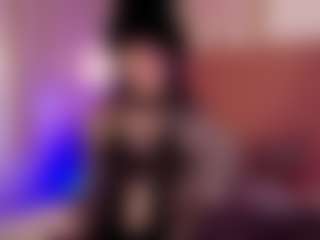 Live cam show with DaphneVelmont - Big Balls on CamClone