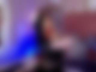 Live cam show with DaphneVelmont - Colombia on Cam Slut