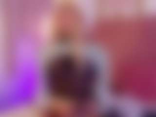Live cam show with DaphneVelmont - Lean on sexylive.show