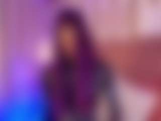 Live cam show with DaphneVelmont - Teen (18+) on Camsoda