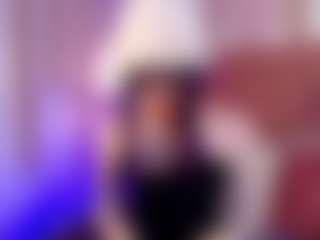 Show live cam dengan DaphneVelmont - White di Camsoda | colombia