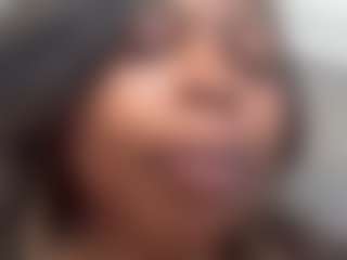 deecoochiefire's Live Sex Cam Show