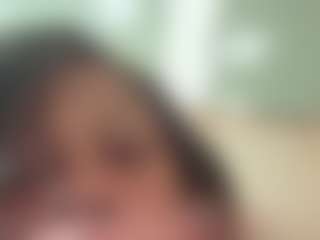 deecoochiefire's Live Sex Cam Show