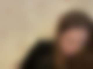 Live cam show with LorenDragone - Strip Brown Hair on Instabang