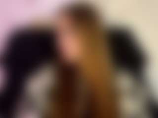 LorenDragone's Live Sex Cam Show
