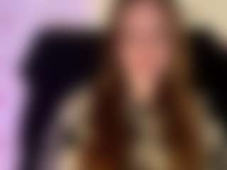LorenDragone's Live Sex Cam Show