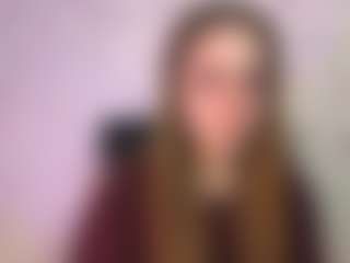 Live cam show with LorenDragone - Skinny on Soda Cam