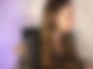 Live cam show with LorenDragone - Flirt on Milf Play