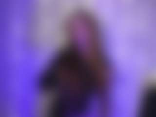 Live cam show with LorenDragone - Body Massage on Camsoda