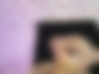 LorenDragone's Live Sex Cam Show