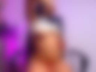 luucy-18's Live Sex Cam Show