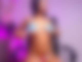 luucy-18's Live Sex Cam Show
