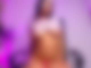 luucy-18's Live Sex Cam Show