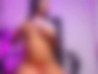luucy-18's Live Sex Cam Show