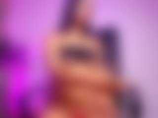 luucy-18's Live Sex Cam Show