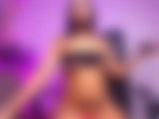 luucy-18's Live Sex Cam Show