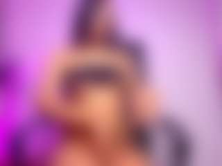 luucy-18's Live Sex Cam Show