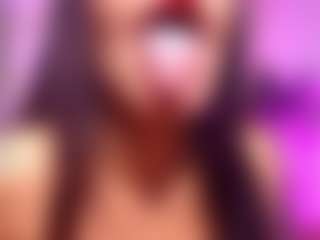 luucy-18's Live Sex Cam Show