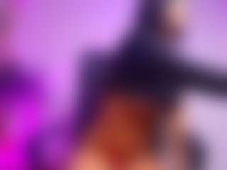 luucy-18's Live Sex Cam Show