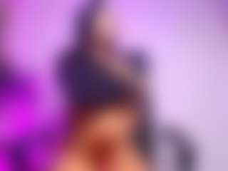 luucy-18's Live Sex Cam Show