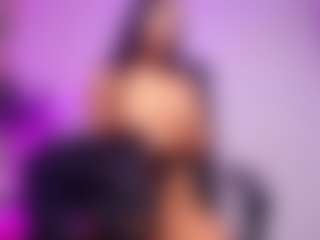 luucy-18's Live Sex Cam Show
