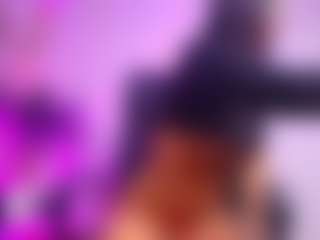 luucy-18's Live Sex Cam Show