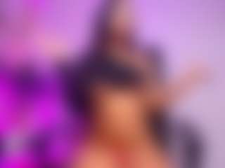 luucy-18's Live Sex Cam Show