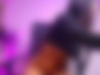 luucy-18's Live Sex Cam Show